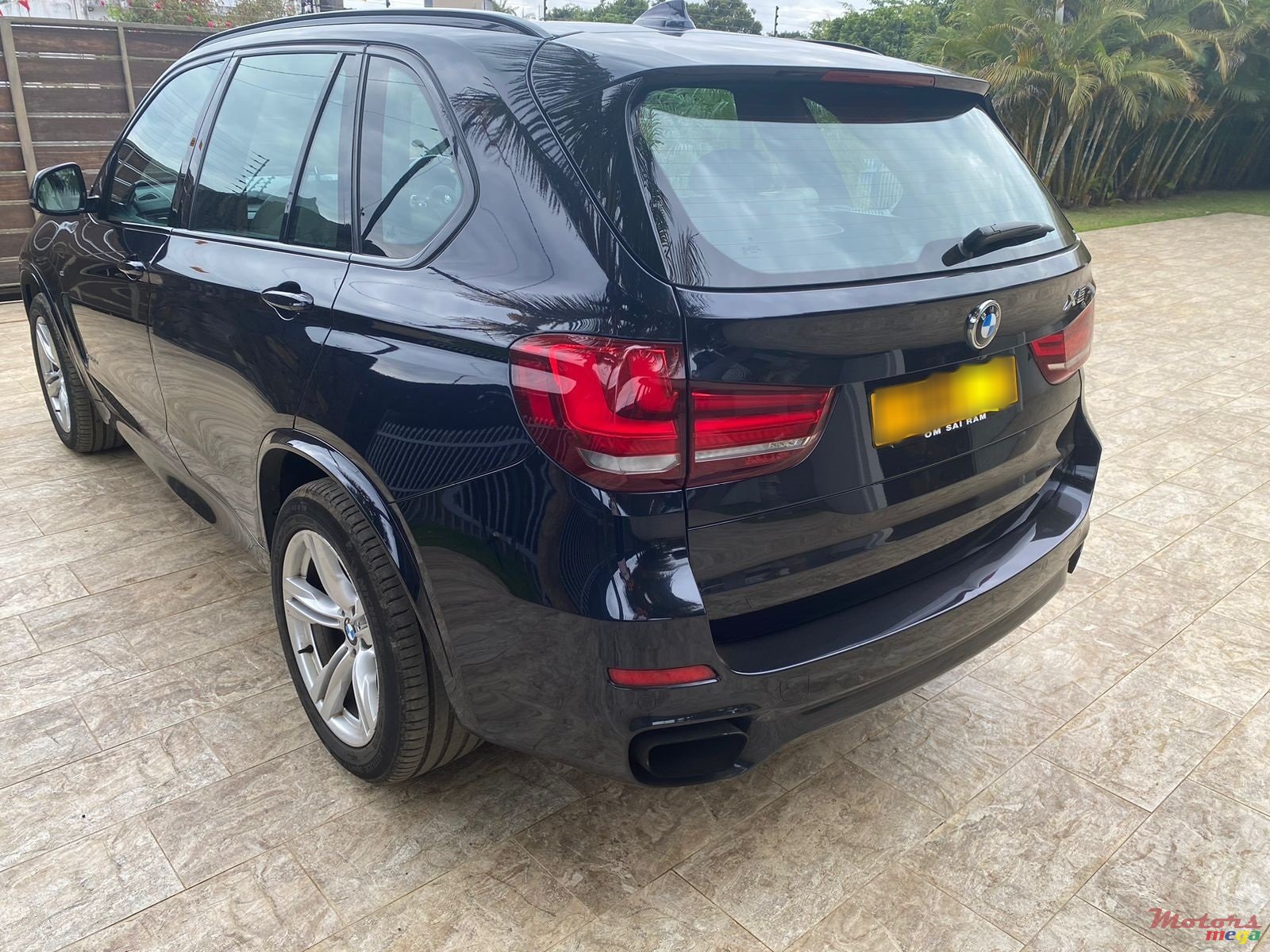 2016' BMW X5 Sport line 25d Xdrive photo #2