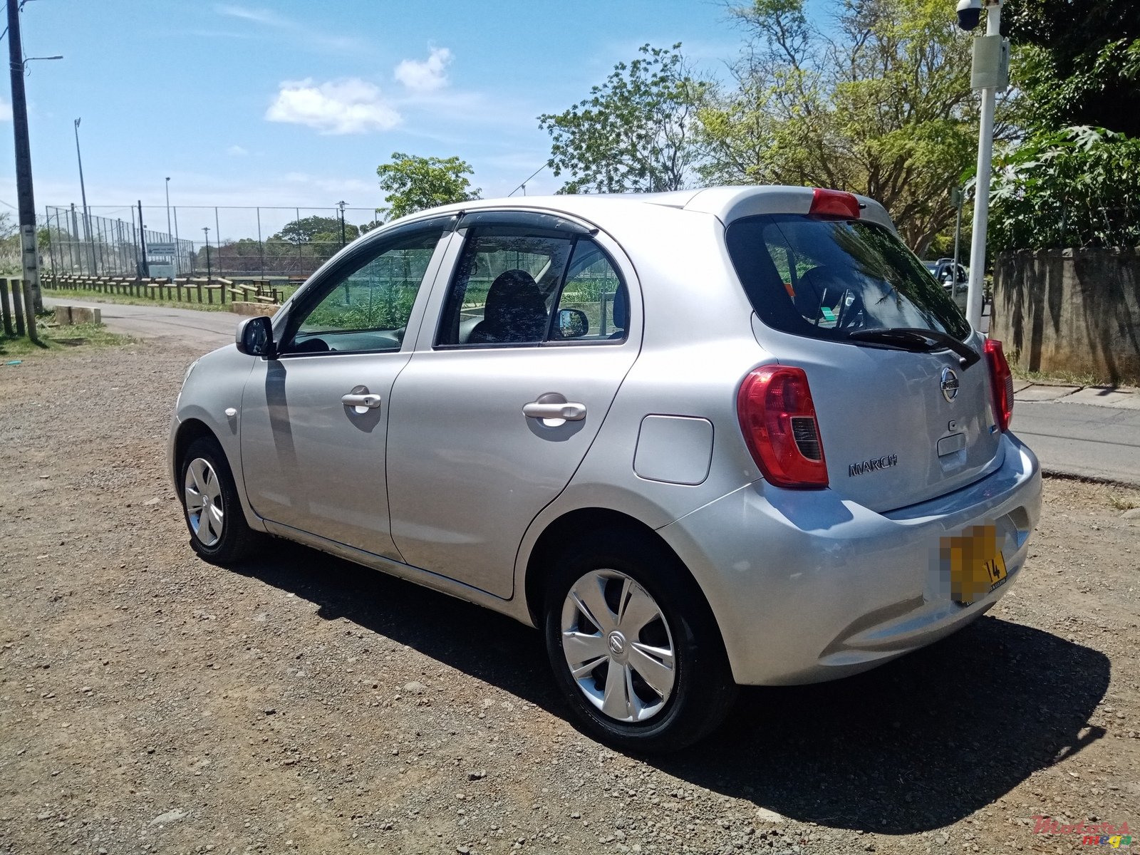 2014' Nissan March photo #3