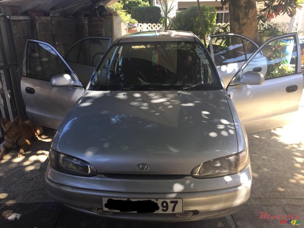 1997' Hyundai Accent photo #5