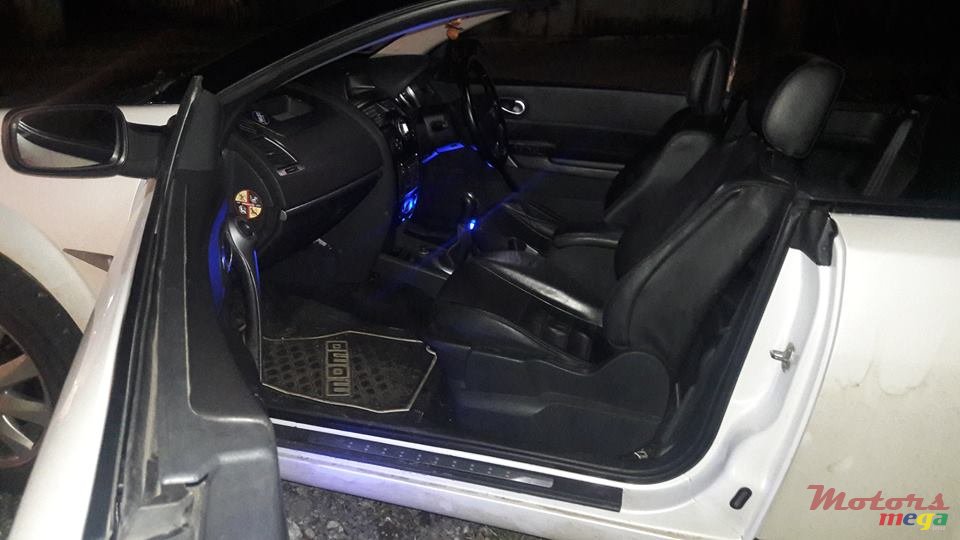 2007' Renault Megane cabriolet photo #5