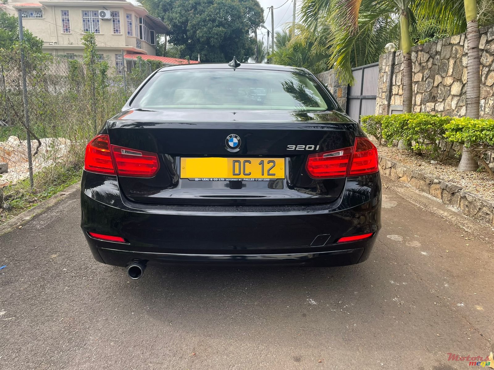 2012' BMW 320 F30 photo #1