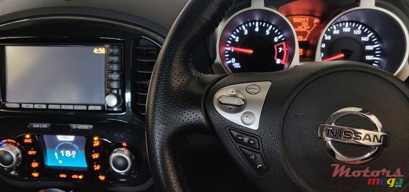 2011' Nissan Juke photo #1