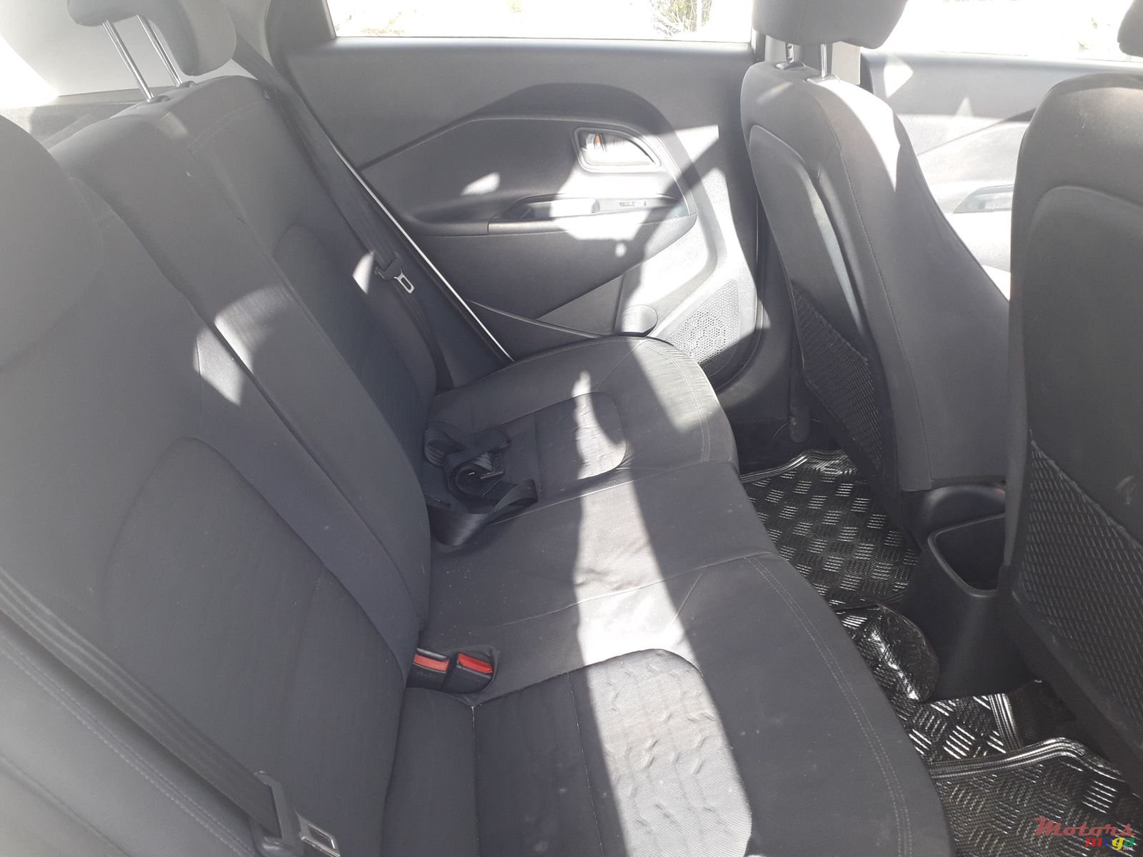 2014' Kia Rio Manual photo #4