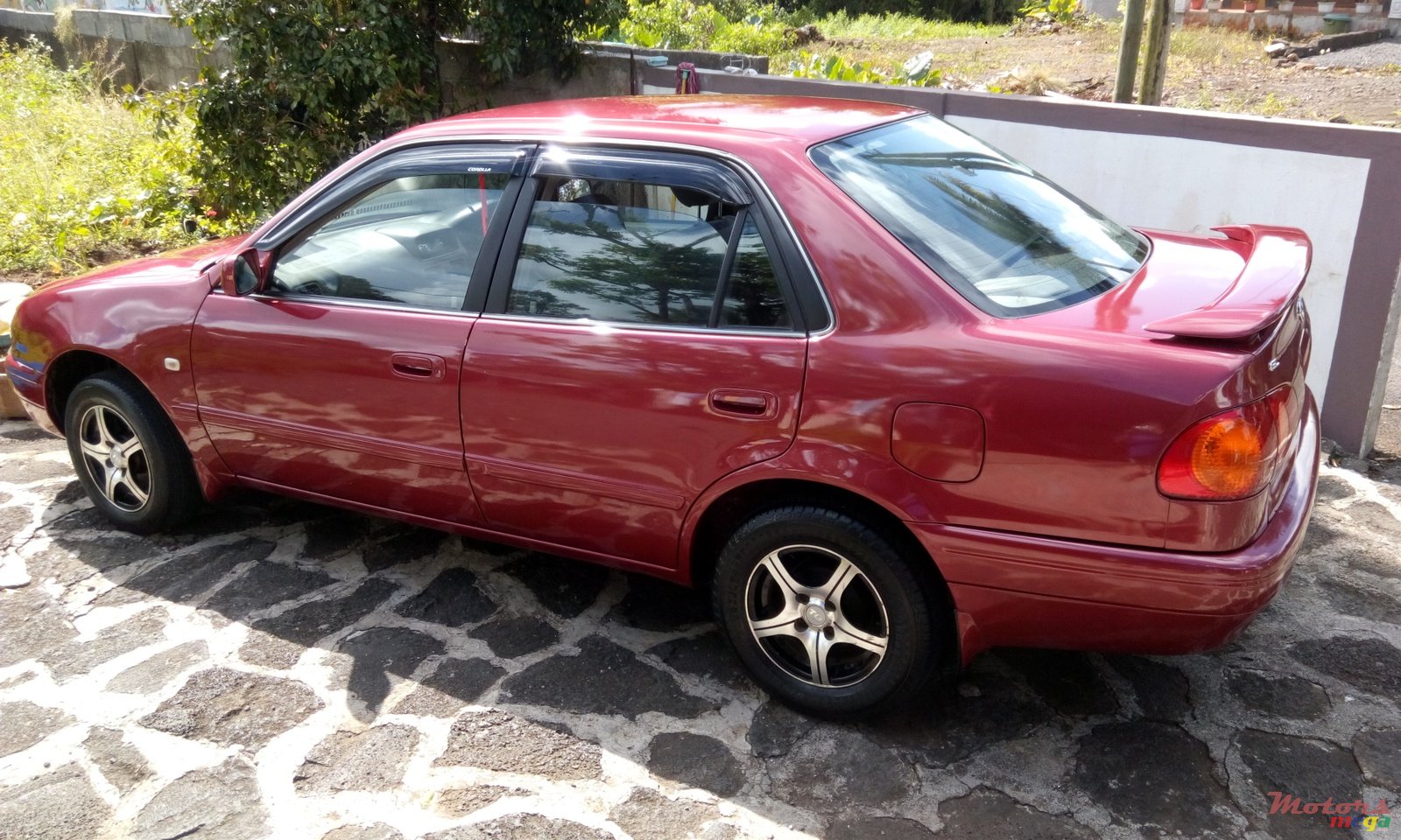 1997' Toyota Corolla photo #1