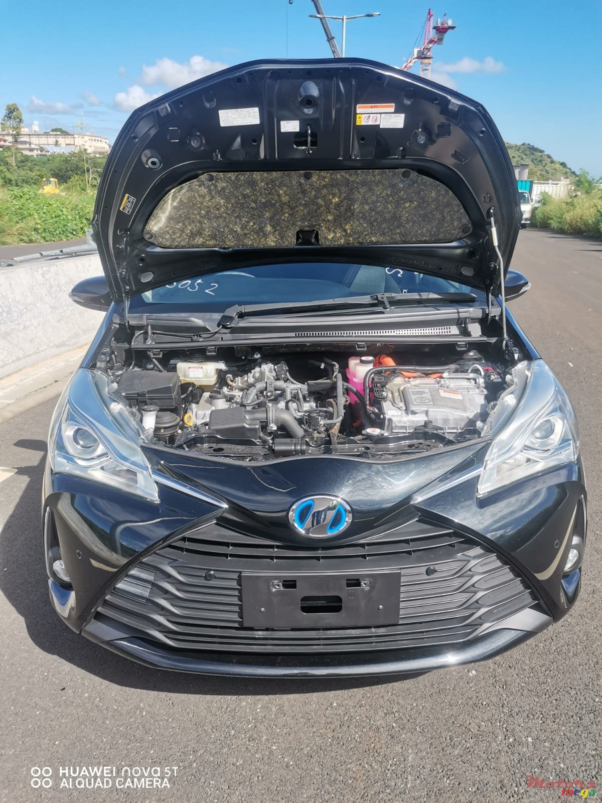 2019' Toyota Vitz photo #2
