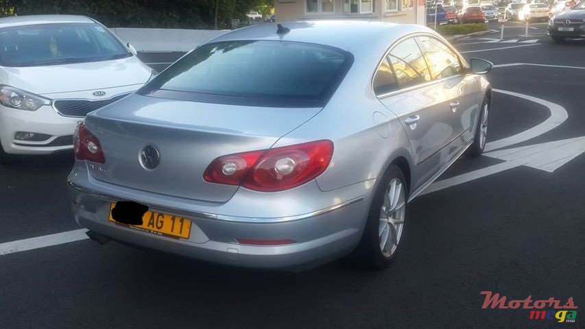 2011' Volkswagen Passat CC photo #3