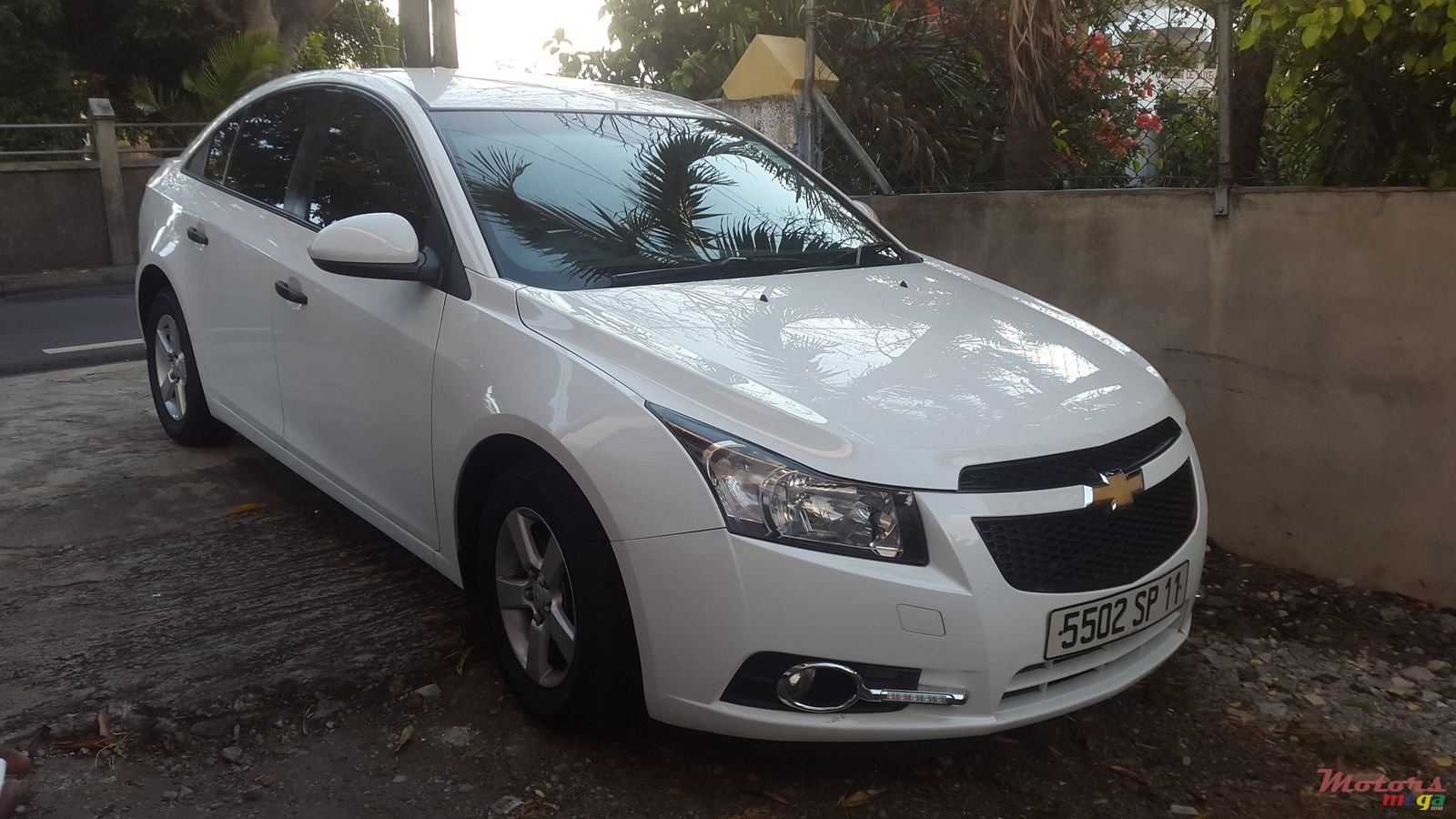 2011' Chevrolet photo #2