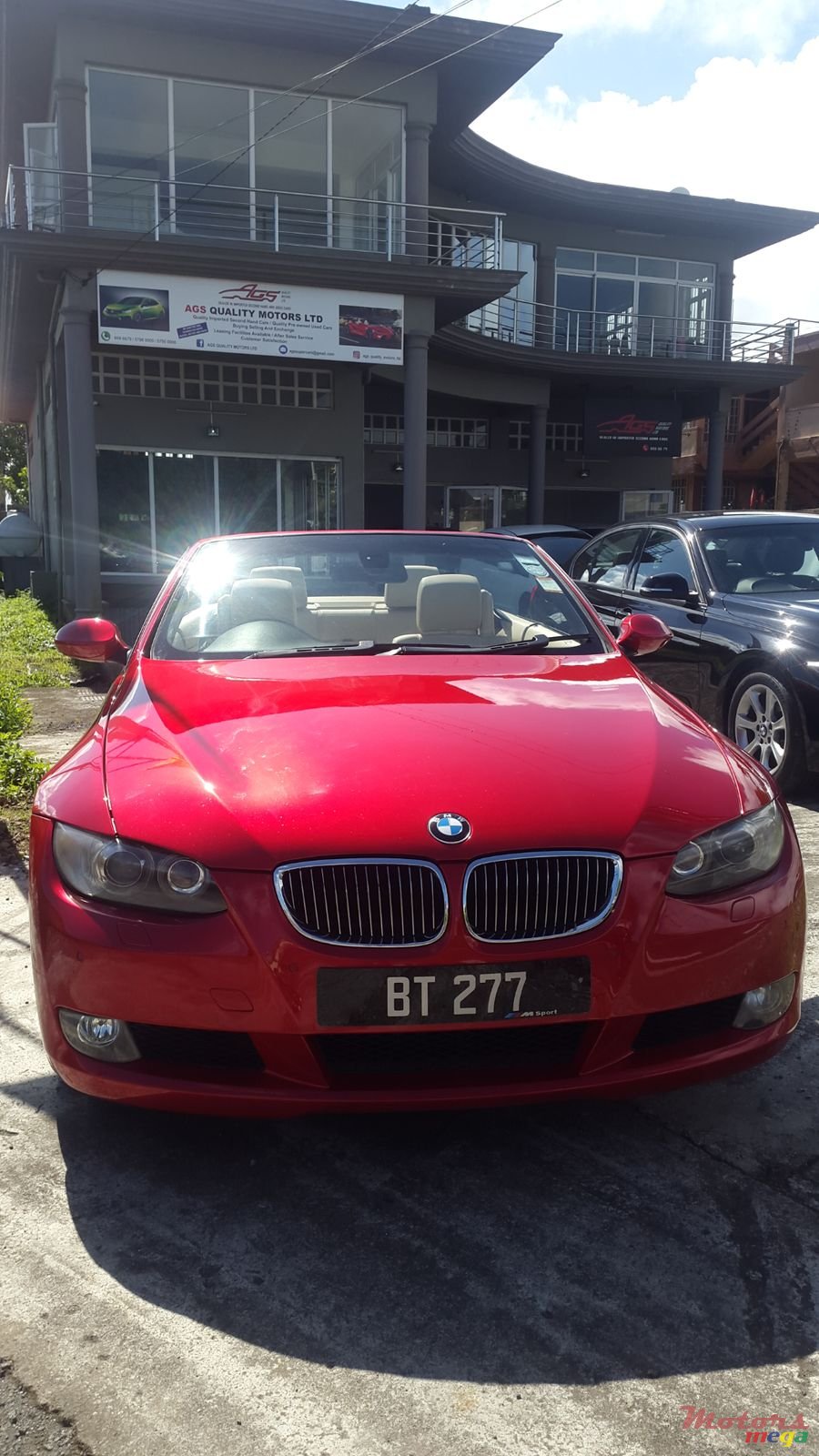 2008' BMW 3 Series Coupe Convertible car photo #2