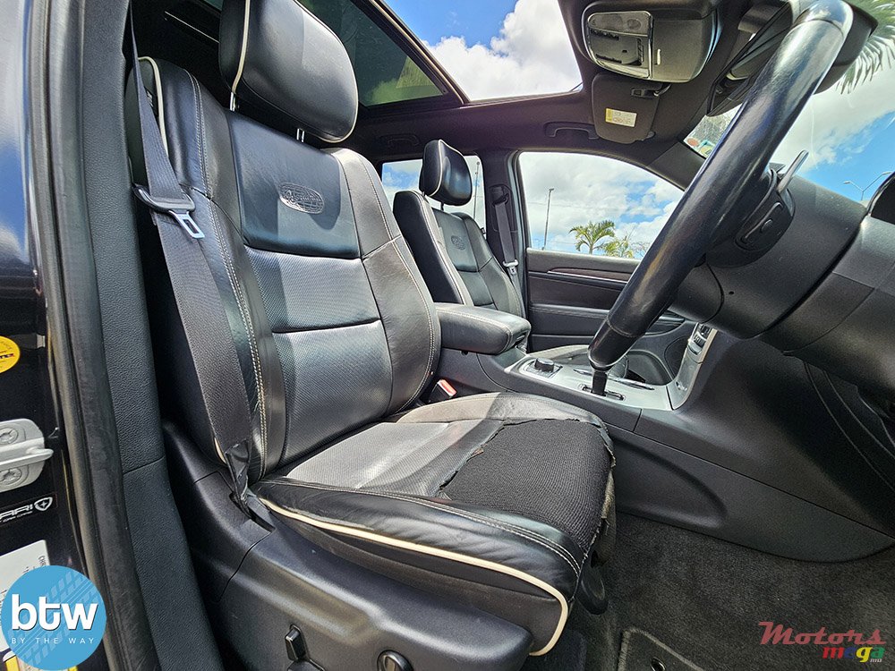 2015' Jeep Grand Cherokee 4x4 photo #5