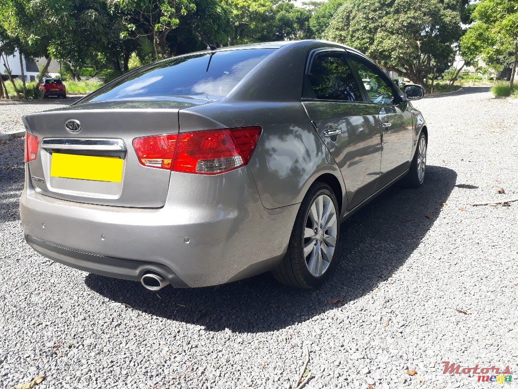 2012' Kia Cerato photo #4