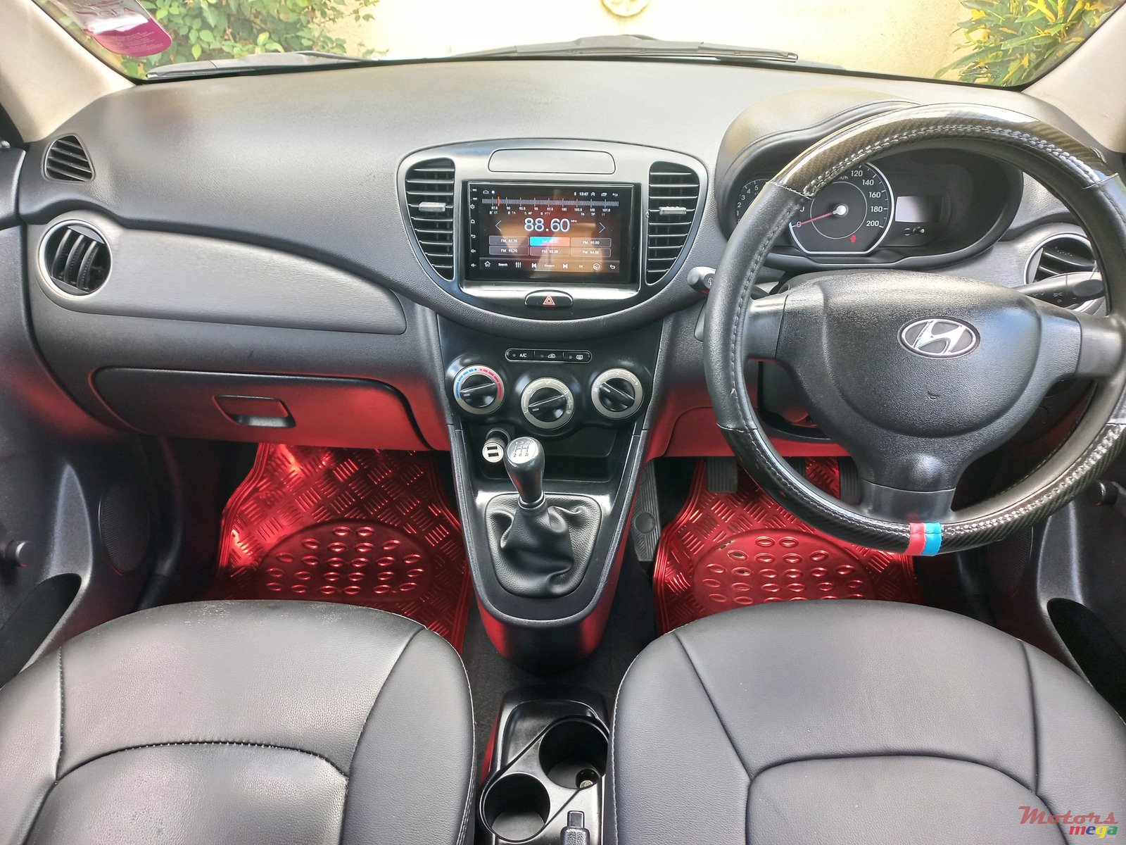 2013' Hyundai i10 MANUAL photo #4