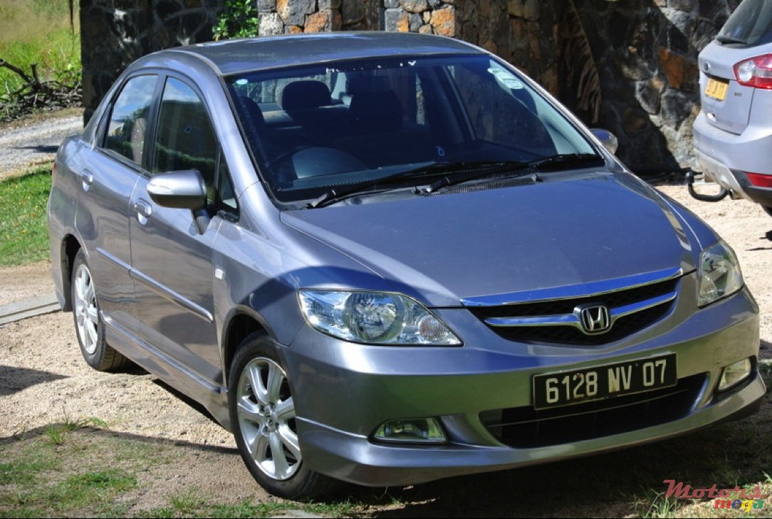 2007' Honda City photo #1