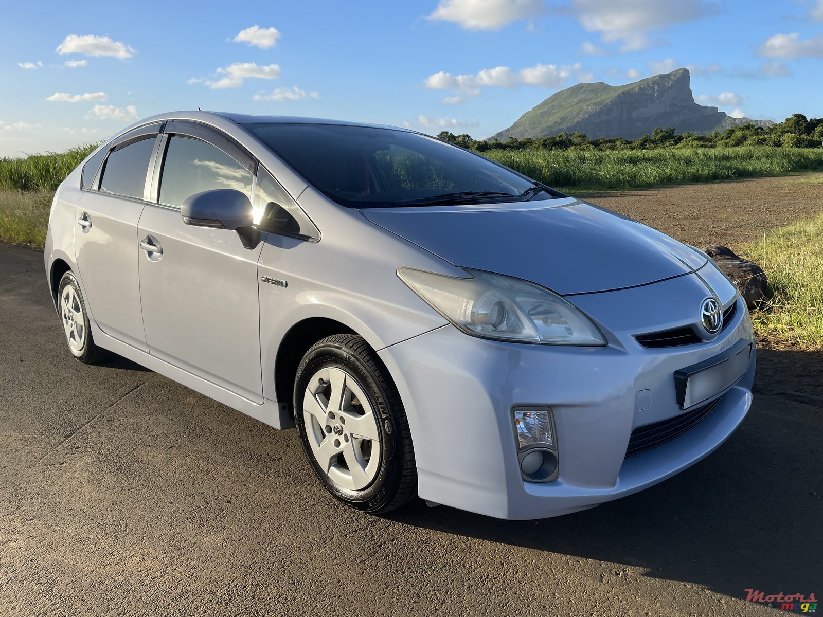 2009' Toyota Prius photo #1