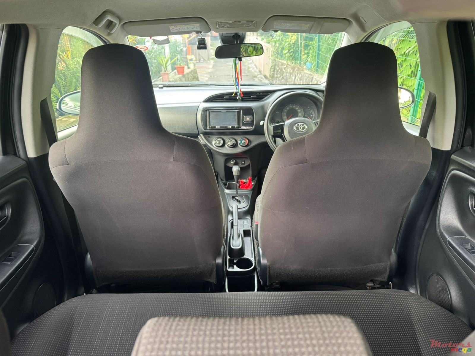 2018' Toyota Vitz photo #3