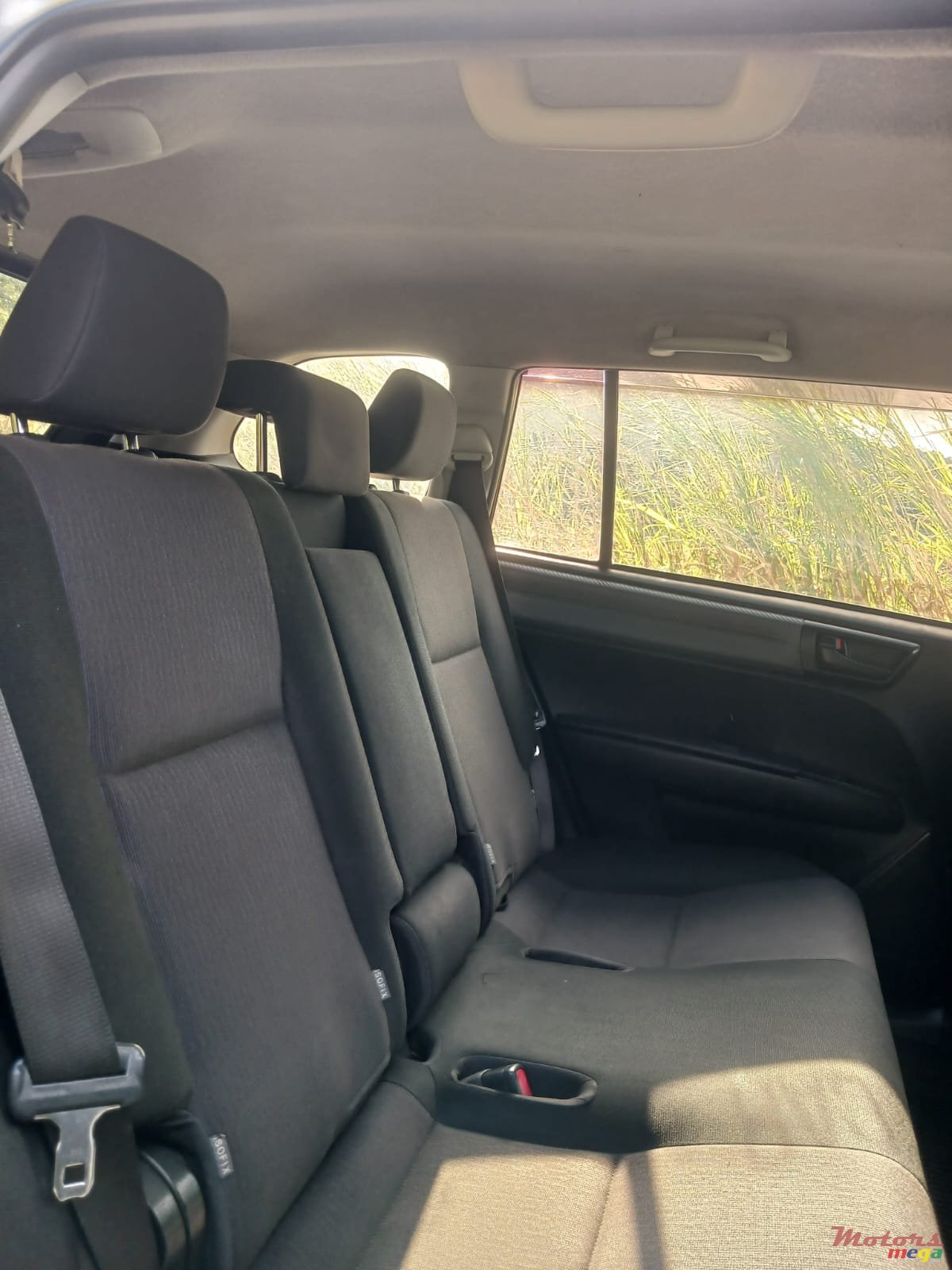 2014' Toyota Fielder photo #5