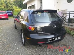 2005' Mazda 3 HATCHBACK [MANUAL] photo #2