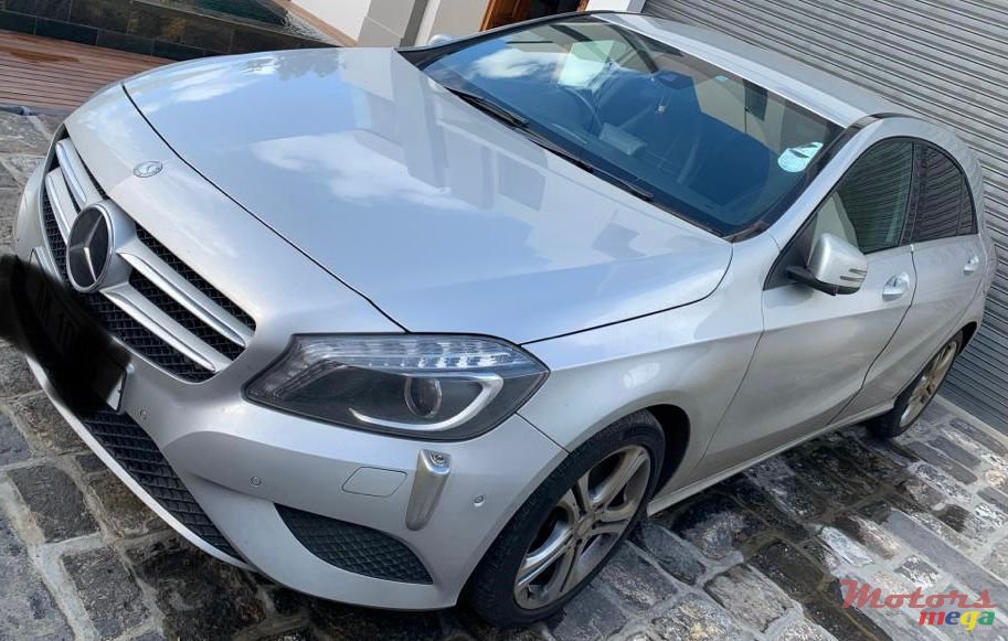 2014' Mercedes-Benz A 180 photo #5