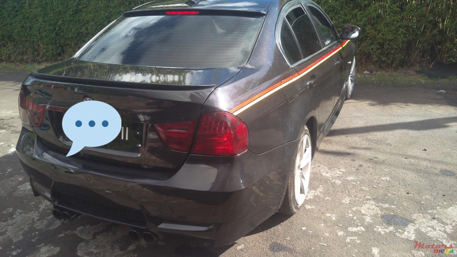 2011' BMW 3 Series photo #1