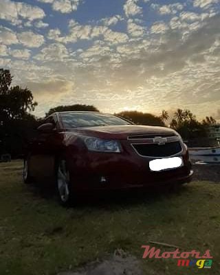 2011' Chevrolet Cruze photo #6