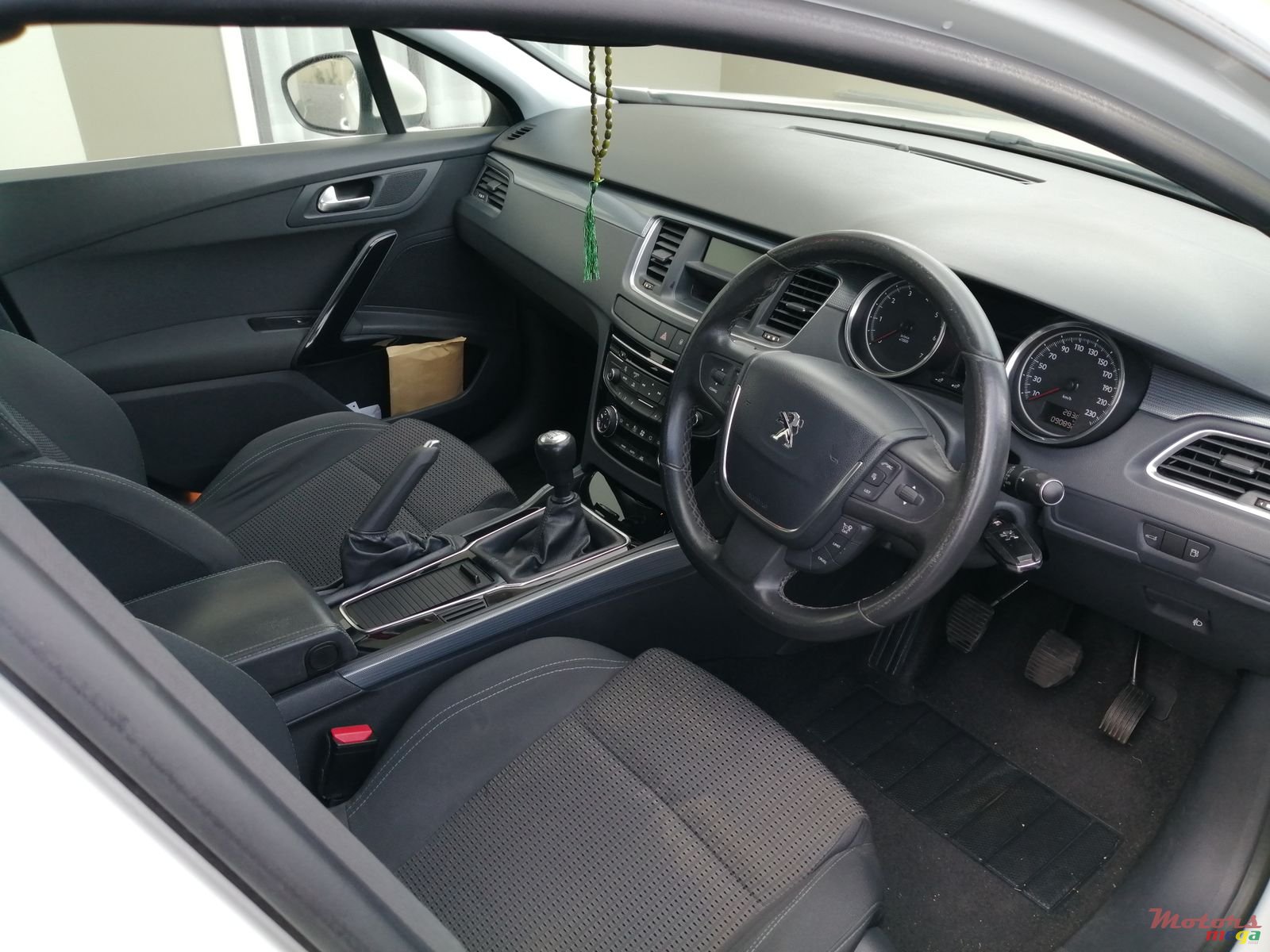 2013' Peugeot 508 photo #3