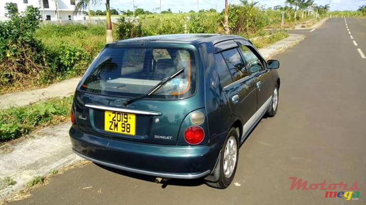 1998' Toyota Starlet photo #1
