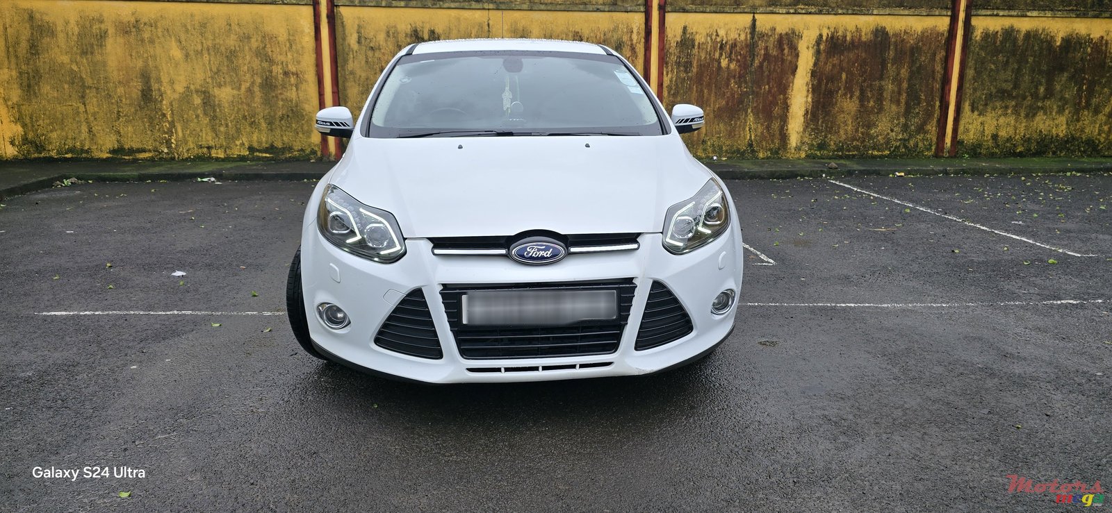 2012' Ford Focus photo #7