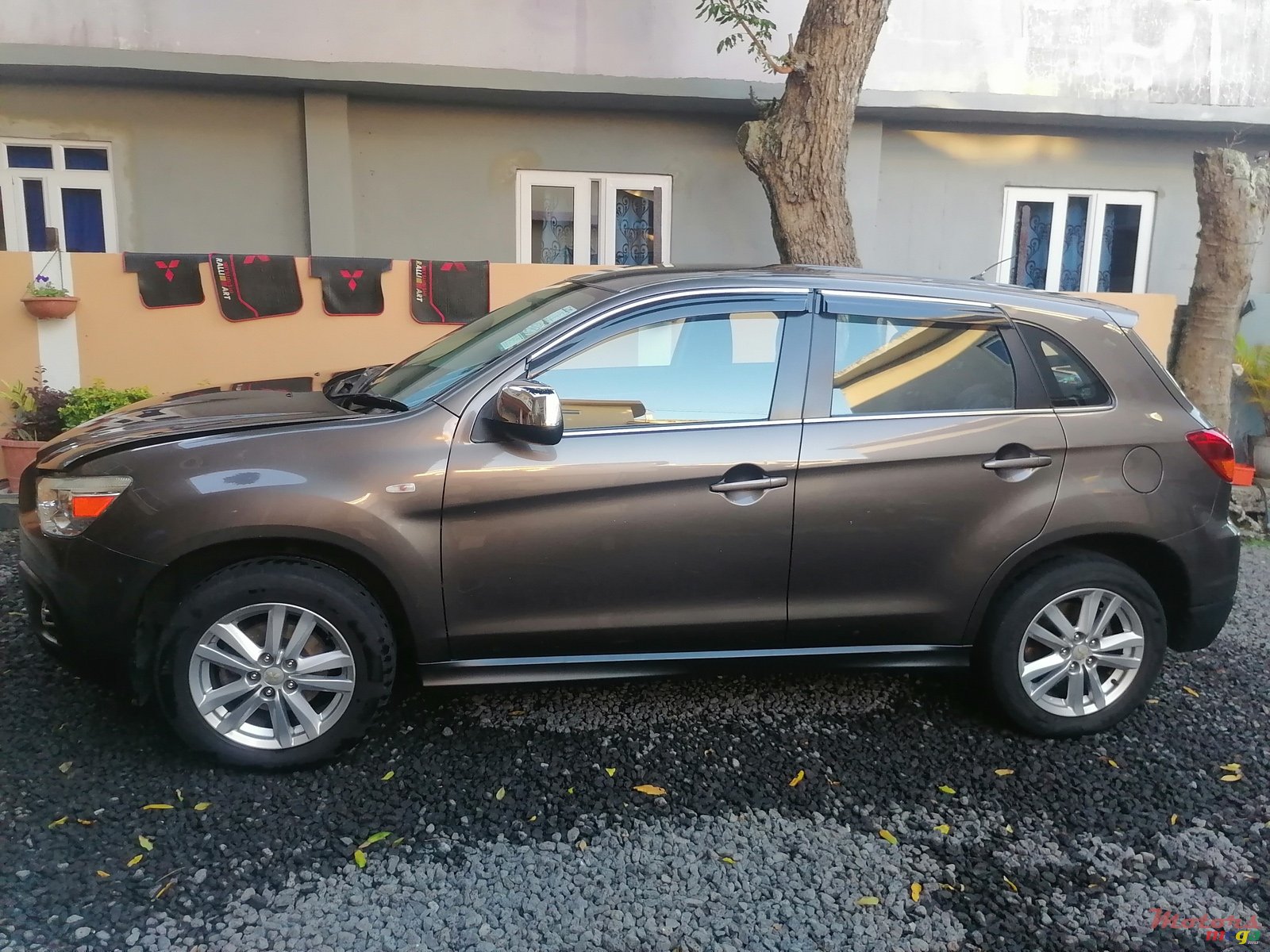 2012' Mitsubishi ASX photo #5