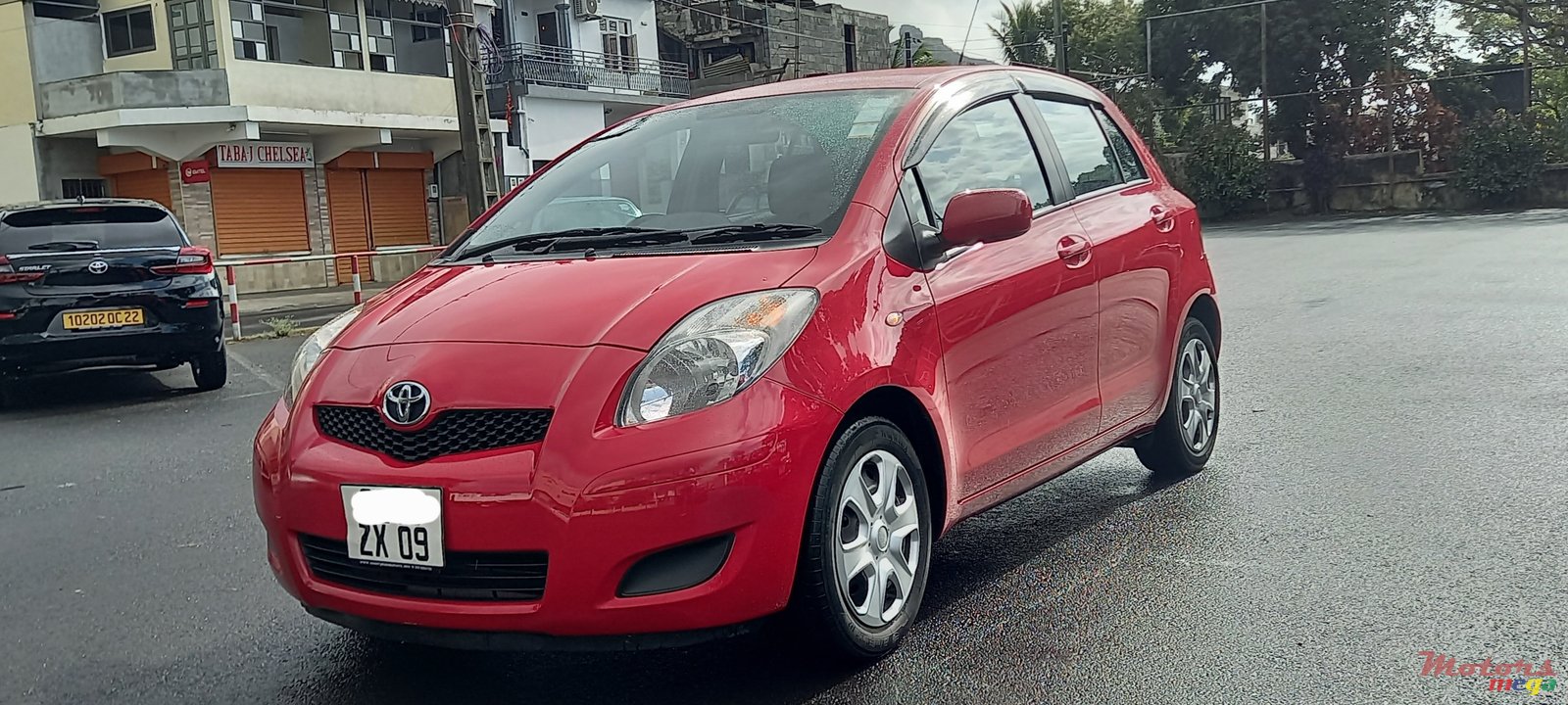 2009' Toyota Yaris photo #3