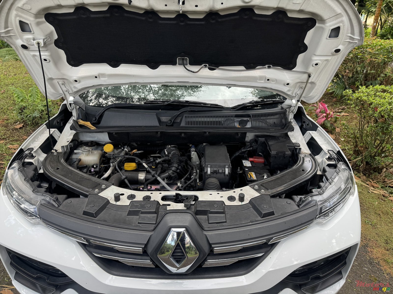 2022' Renault Kiger intens photo #5