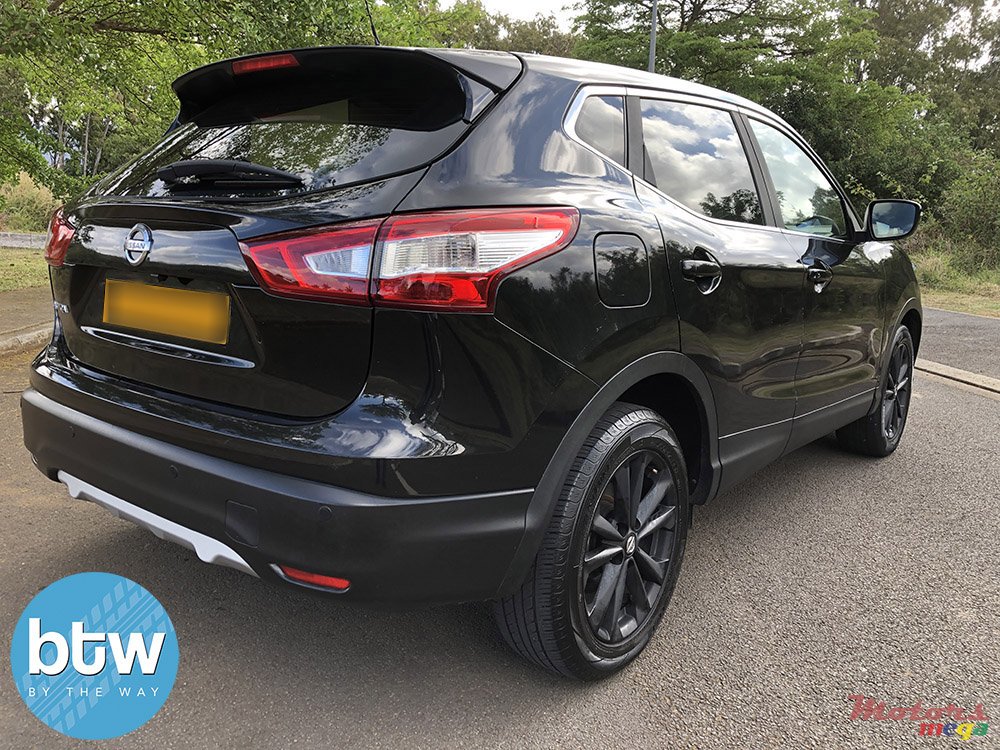 2015' Nissan Qashqai photo #4