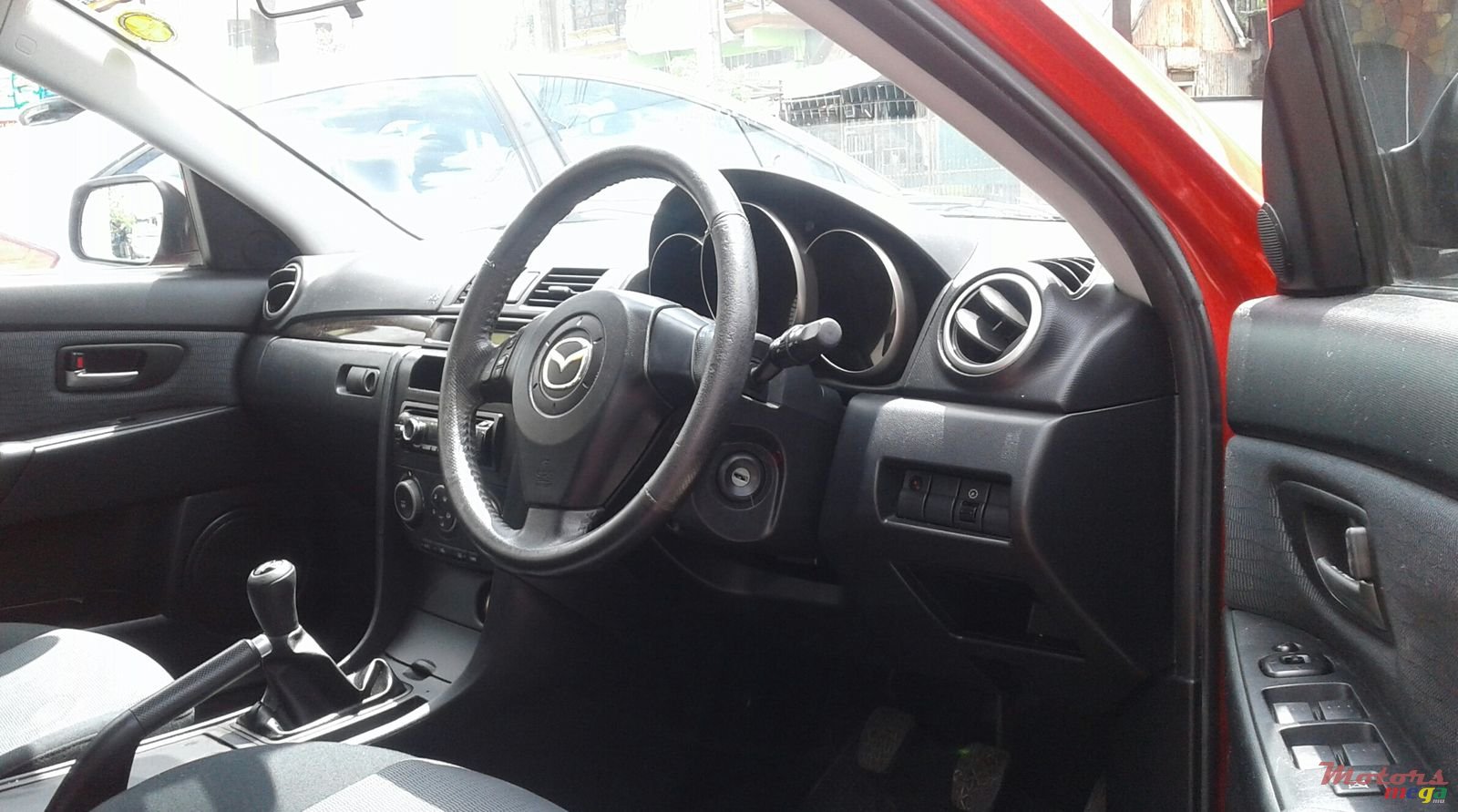 2007' Mazda 3 photo #2