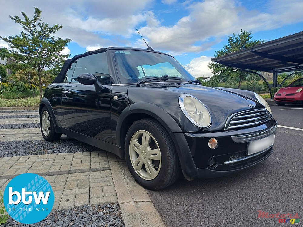 2007' MINI Cooper Cabrio photo #1