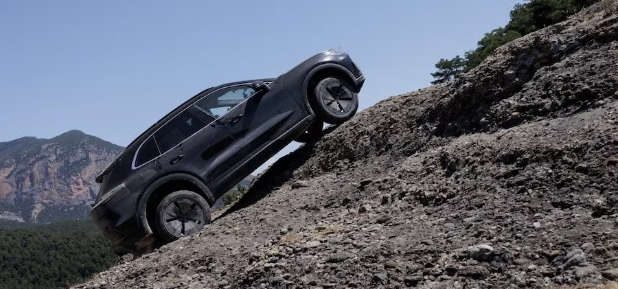 The Porsche Cayenne EV Skipped An Entire Prototype Stage Thanks To AI