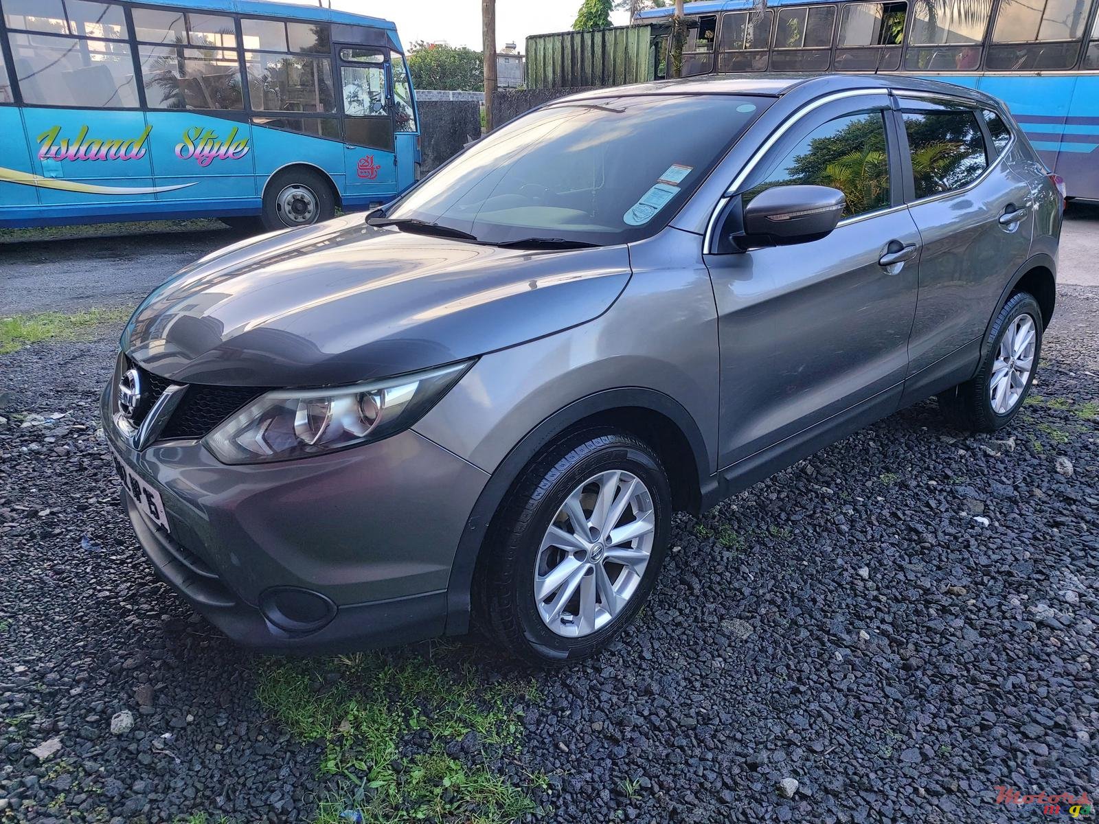 2015' Nissan Qashqai photo #2