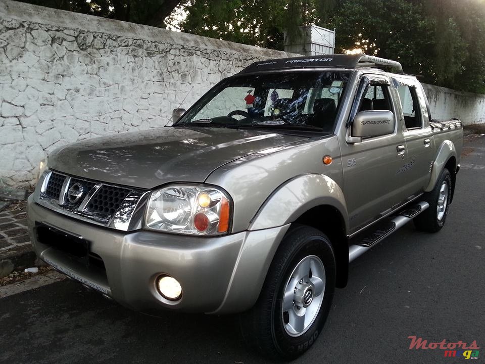 2005' Nissan photo #2