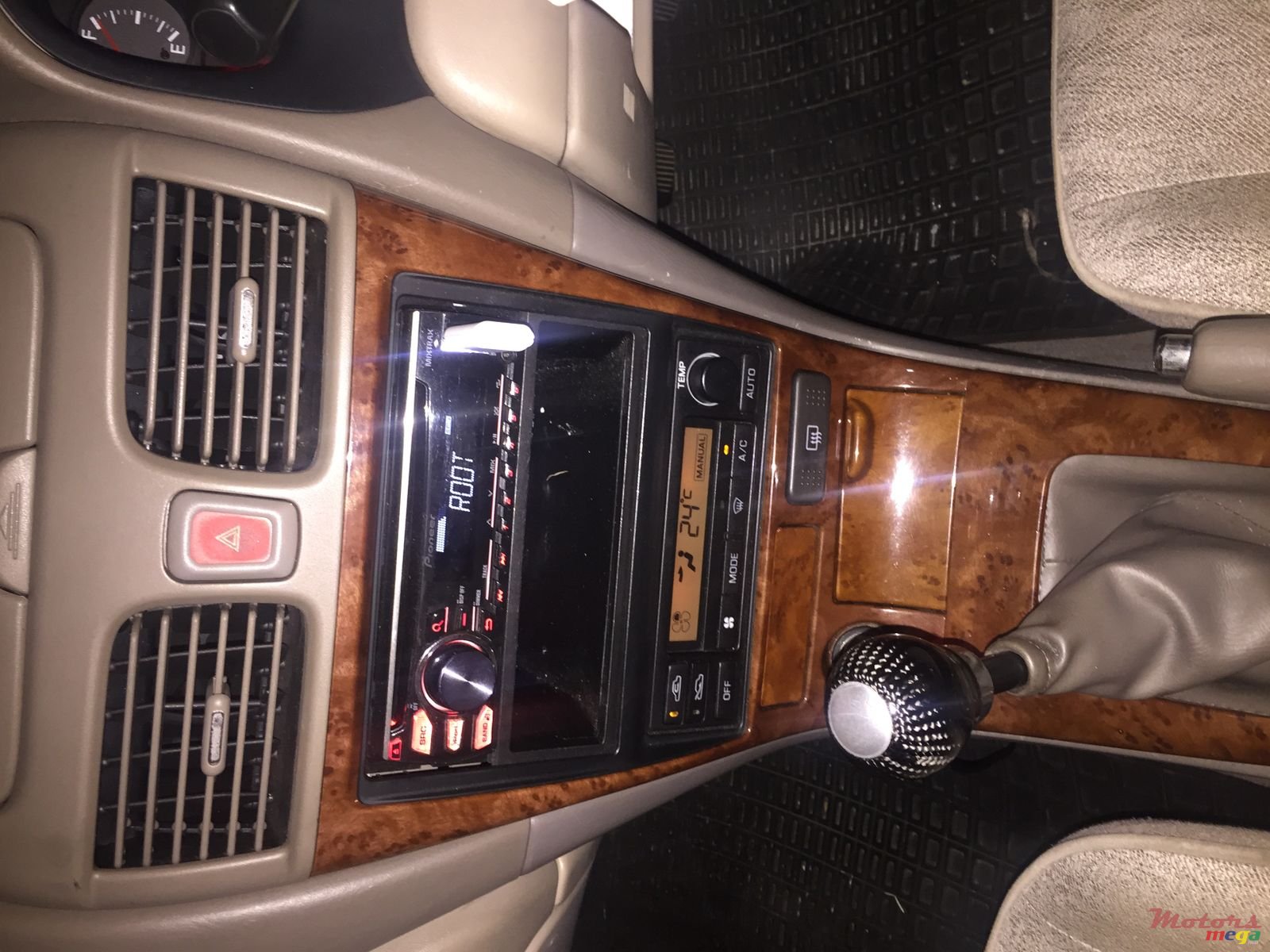 2005' Nissan Bluebird photo #5