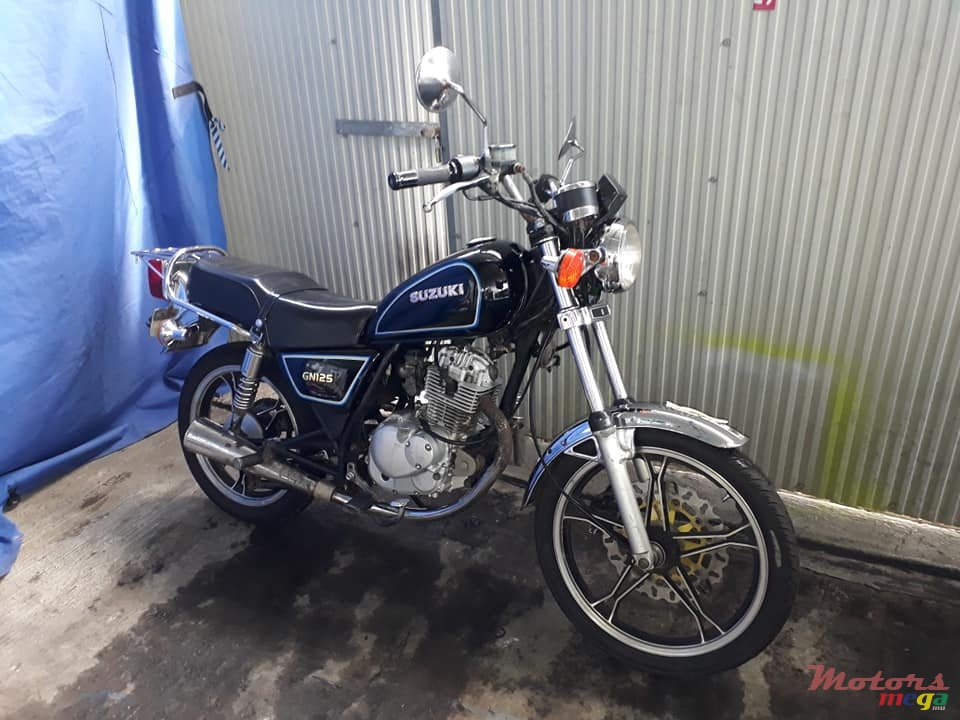 2011' Suzuki GN photo #1