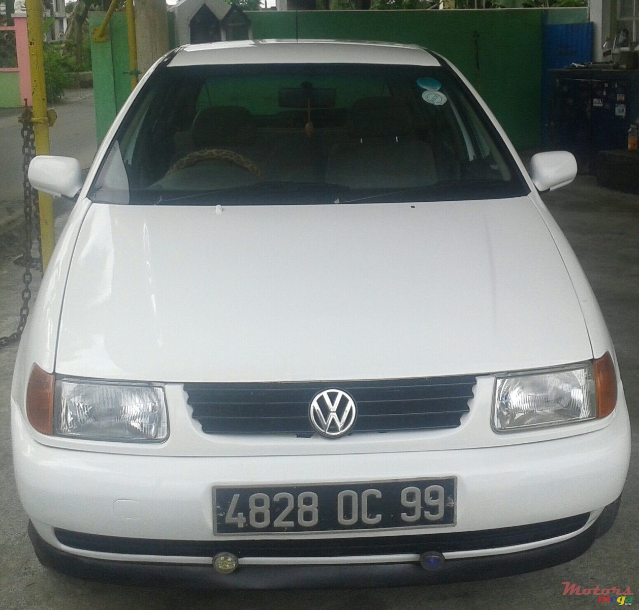 1999' Volkswagen Polo photo #2
