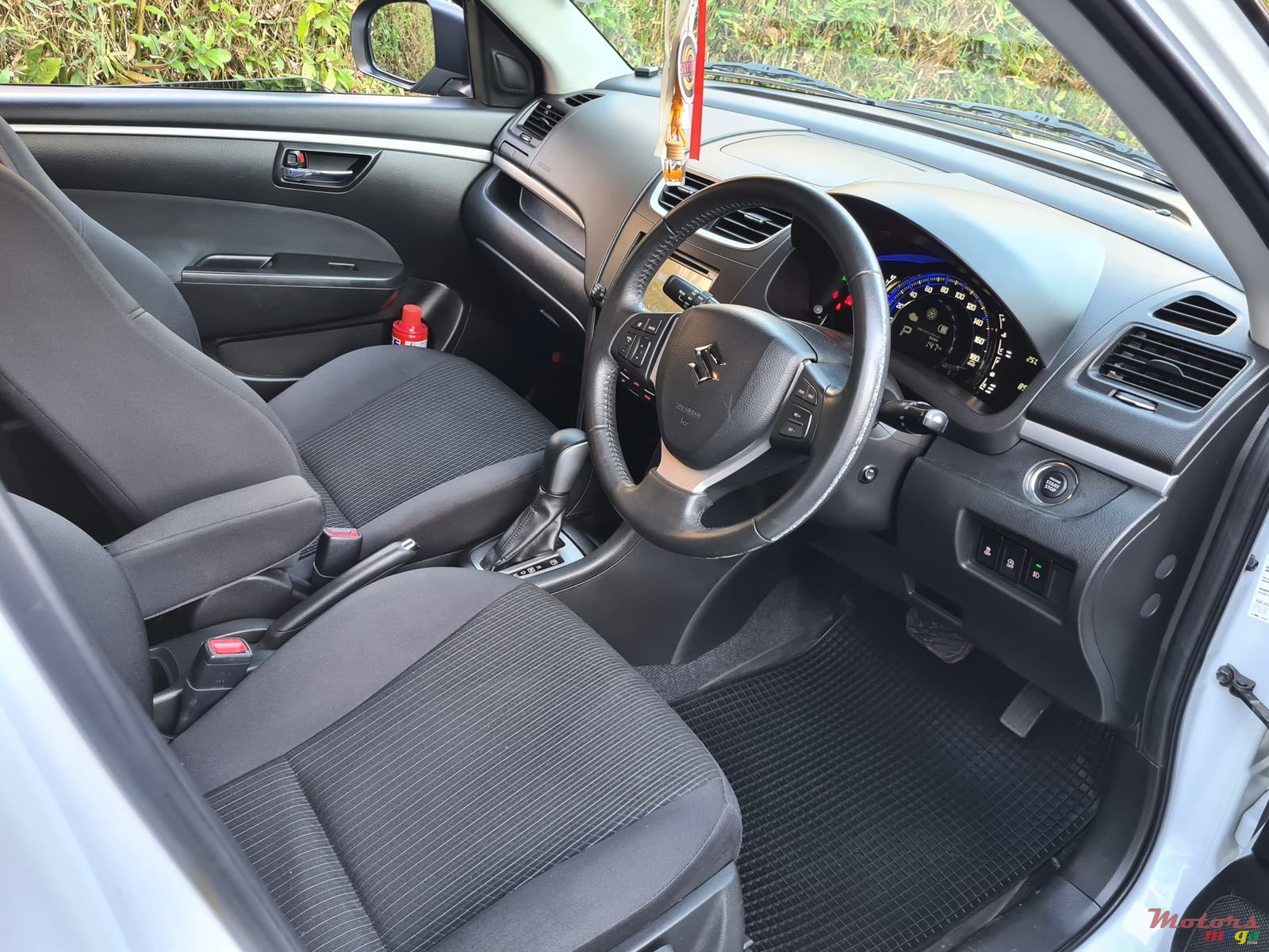 2014' Suzuki Swift RS AUTOMATIC photo #7