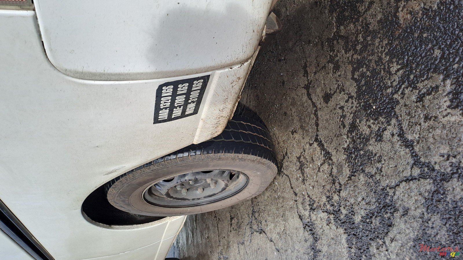 2009' Nissan photo #2