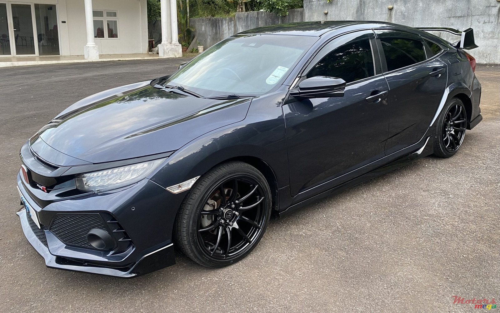 2017' Honda Civic Turbo photo #3