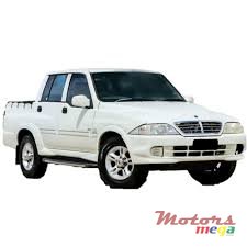 2009' SsangYong Musso photo #1