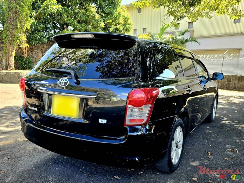 2012' Toyota Fielder Full options automatic photo #4