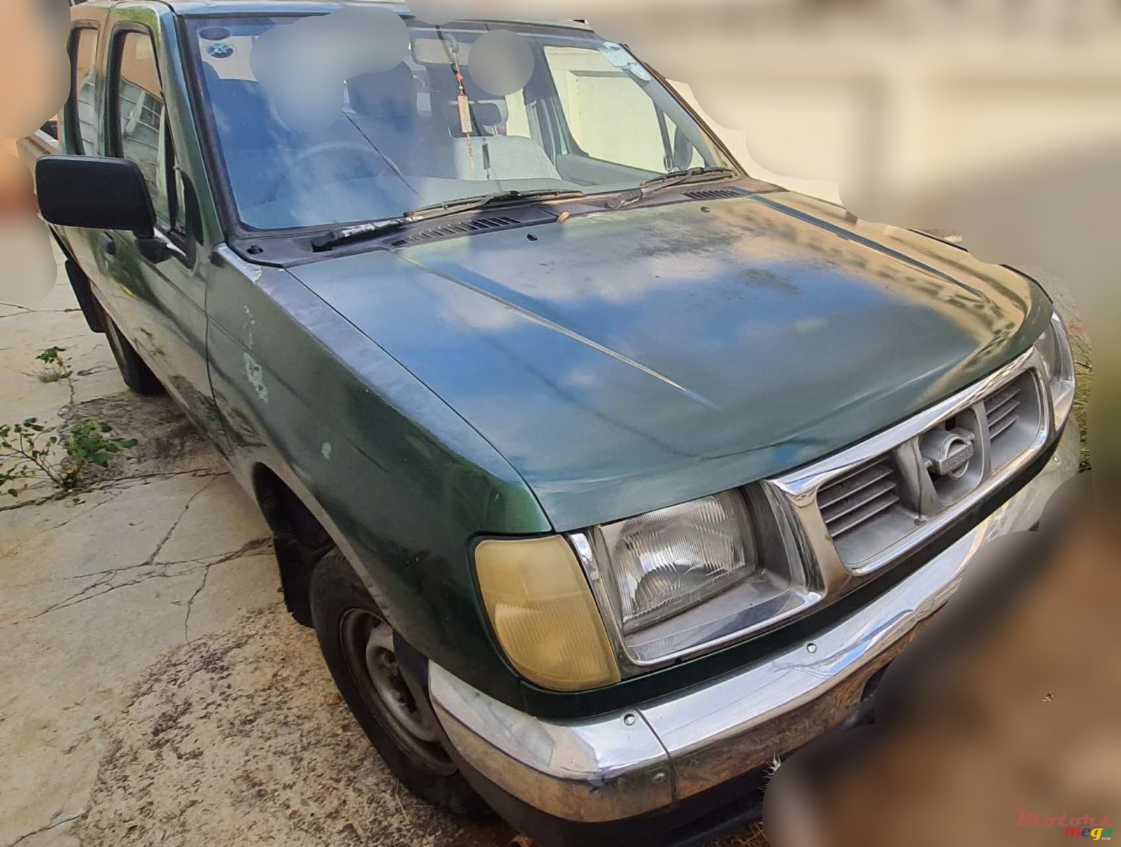 1998' Nissan photo #1