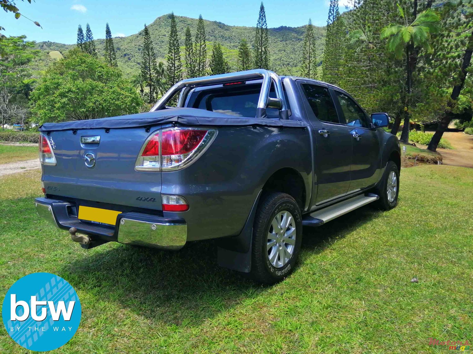 2015' Mazda BT-50 photo #3