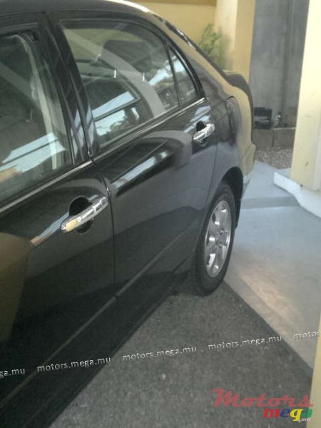 2006' Toyota NZE 121  photo #2