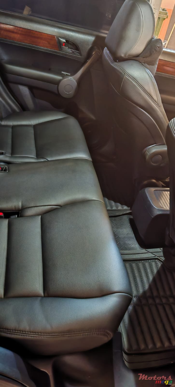 2009' Honda CR-V photo #3