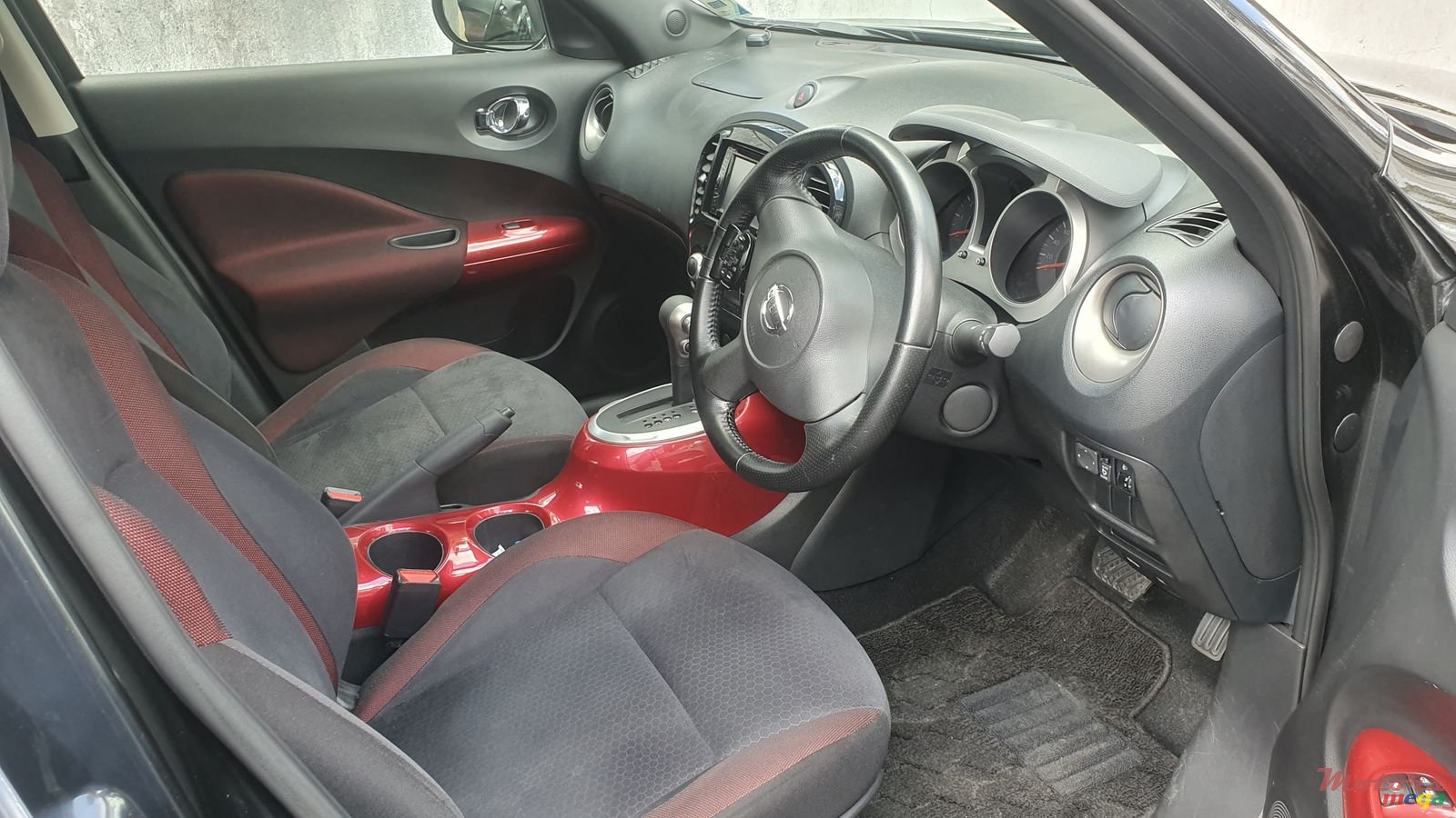 2011' Nissan JUKE 1.5 photo #7