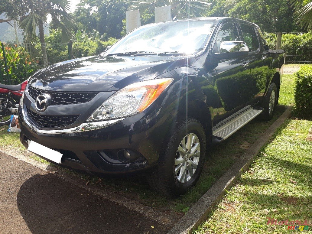 2015' Mazda BT50 Leather seats! photo #2