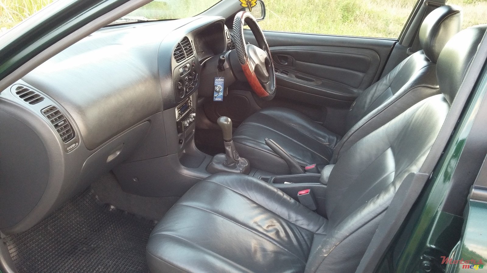 2000' Mitsubishi Lancer GLXi photo #3